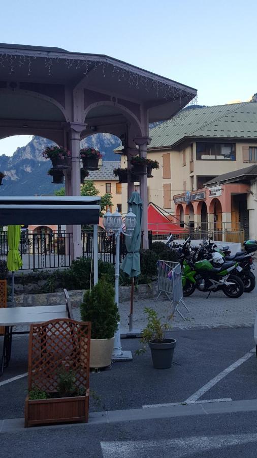 LʼArgentière-la-Bessée Hotel Restaurant Glaizette מראה חיצוני תמונה